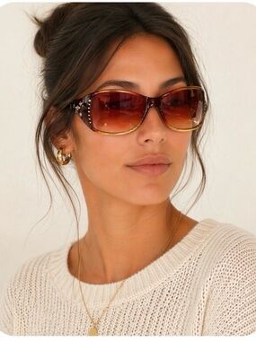 Stylish Reddish Brown Tortoise shell & Gold Bling Hollywood Style Sunglasses